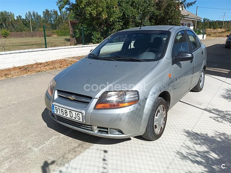 Gris / plata Usado 2005 Chevrolet Kalos SE Berlina | 2500 € (Precio justo) - Imagen 1/4