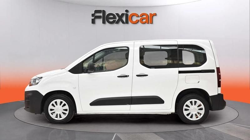 Usado Citroën Berlingo Feel 102 CV (75 kW) 2021 Blanco Monovolumen