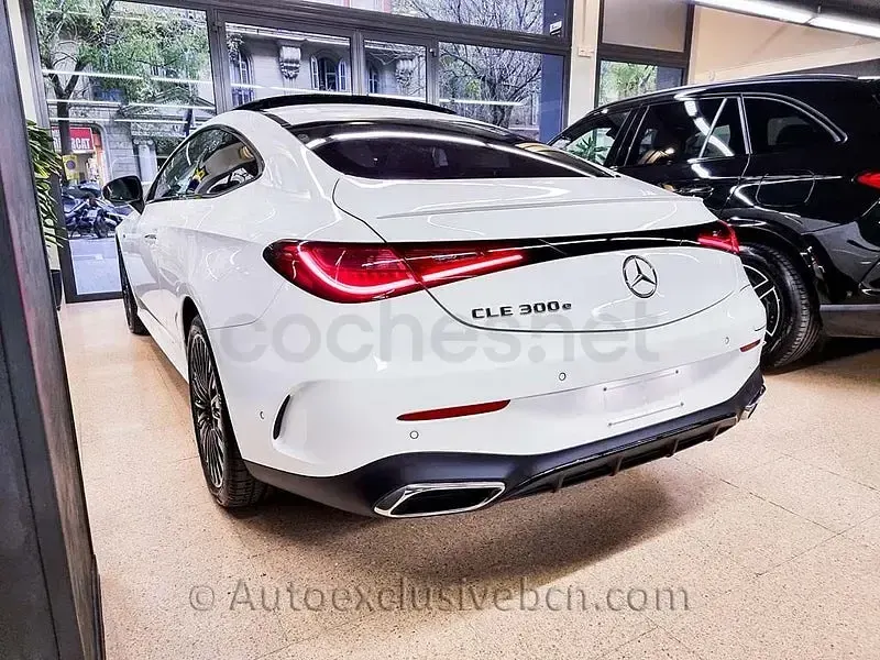 Usado Mercedes CLE300 313 CV (230 kW) 2025 Blanco Coupe