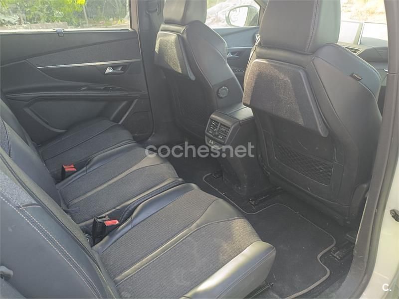Usado Peugeot 5008 GT-line 130 CV (95 kW) 2018 Blanco SUV