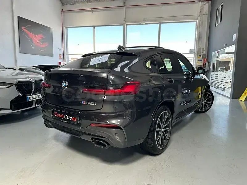 Usado BMW X4 M Sport 360 CV (264 kW) 2021 Gris / plata SUV