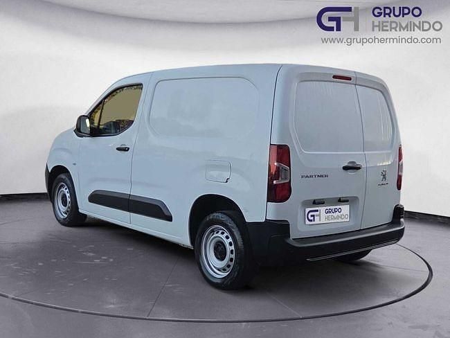 Usado Peugeot Partner 100 CV (73 kW) 2022 Blanco Monovolumen