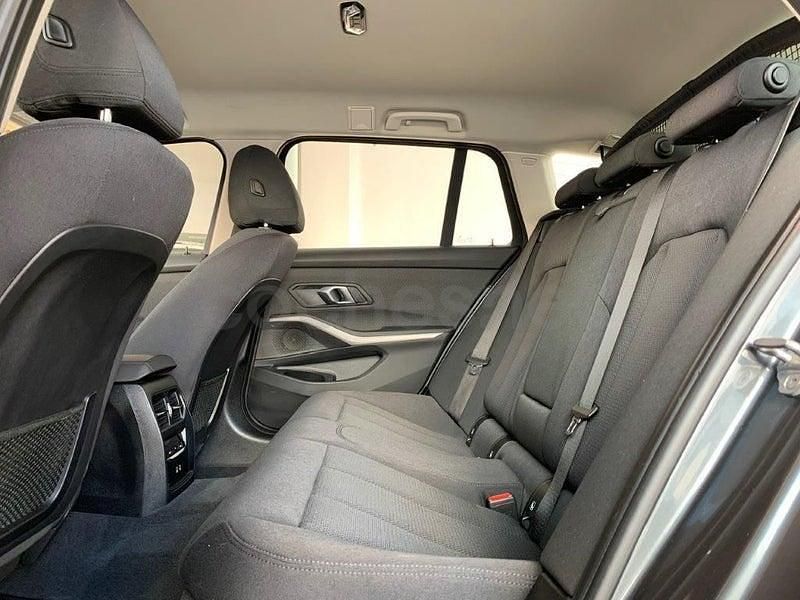 Usado BMW 320e Comfort Edition 190 CV (139 kW) 2021 Gris / plata Familiar