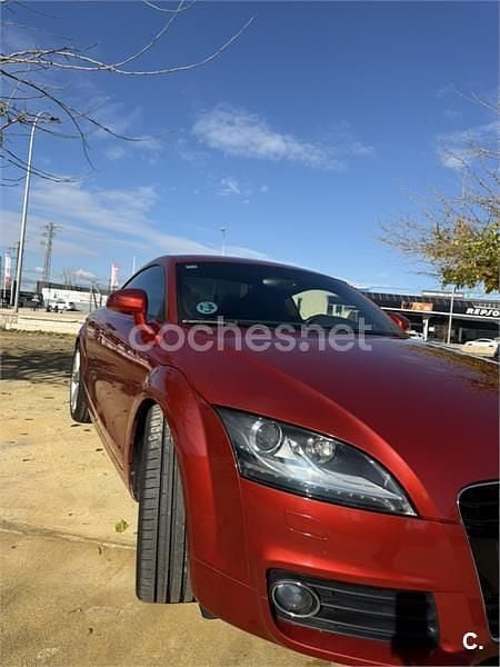 Usado Audi TT 160 CV (117 kW) 2011 Granate Coupe