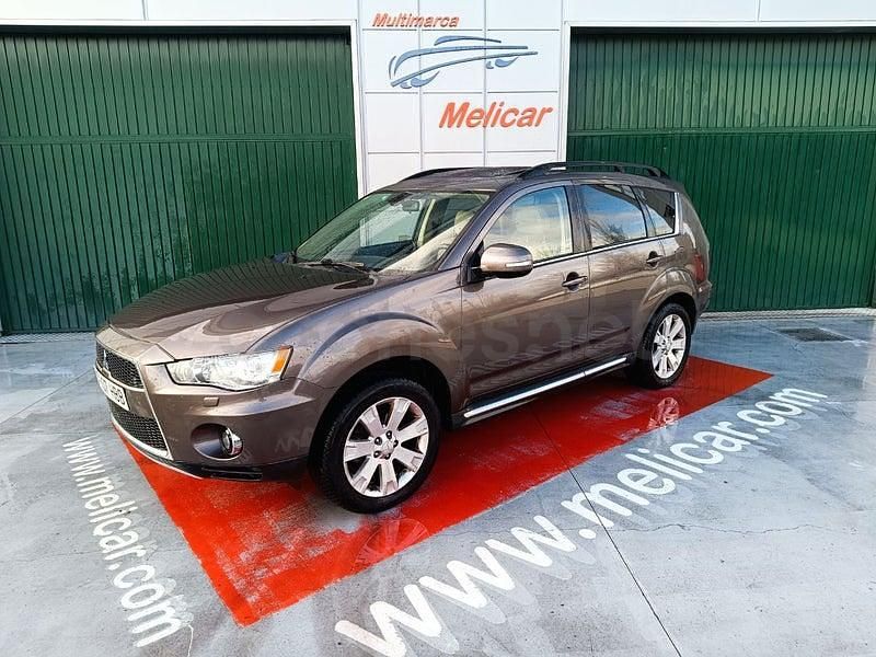 Usado Mitsubishi Outlander 156 CV (114 kW) 2011 Beige SUV