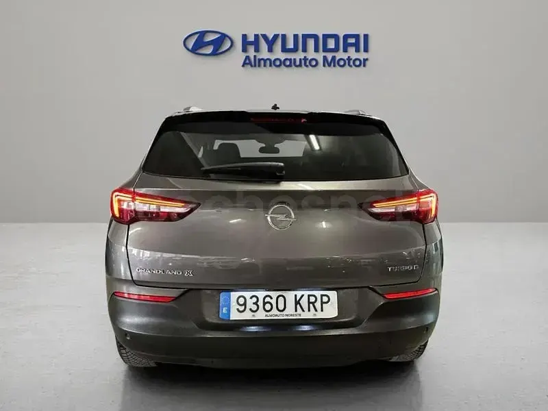 Usado Opel Grandland X Design Edition 130 CV (95 kW) 2018 Gris / plata SUV
