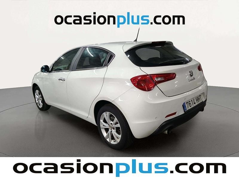 Usado Alfa Romeo Giulietta Distinctive 170 CV (125 kW) 2012 Blanco Utilitario