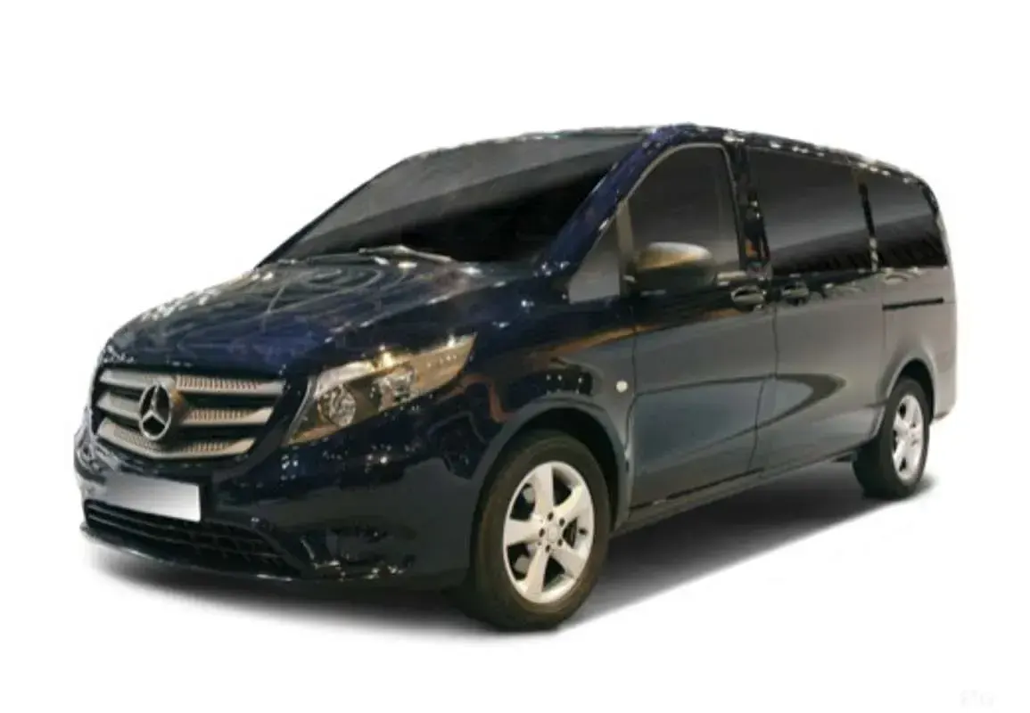 Usado Mercedes Vito 136 CV (100 kW) 2023 Verde Van