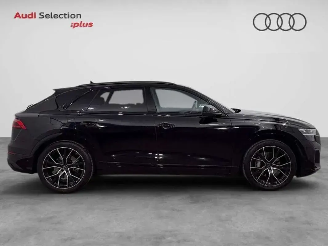 Usado Audi Q8 Premium 394 CV (289 kW) 2025 Negro SUV