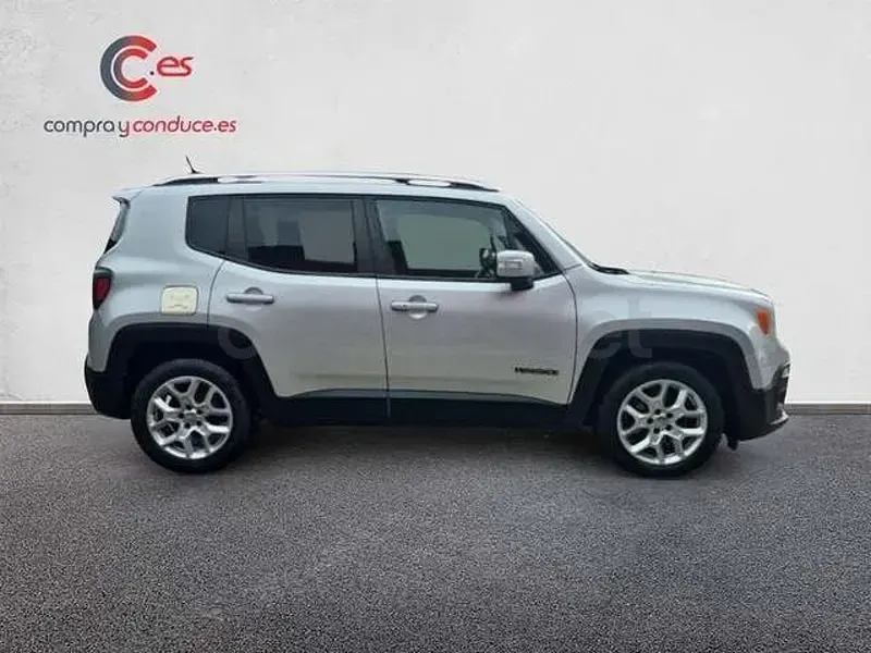 Usado Jeep Renegade Limited 120 CV (88 kW) 2015 Gris / plata SUV