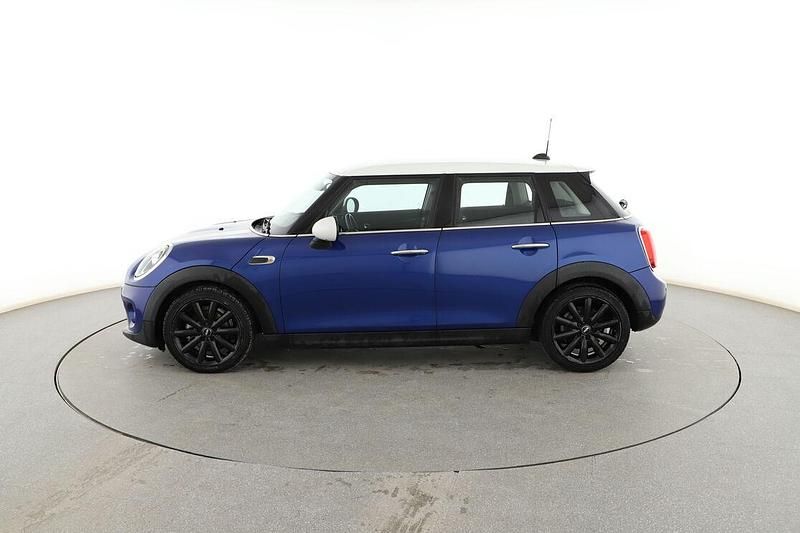 Usado Mini Cooper 135 CV (99 kW) 2019 Azul Utilitario