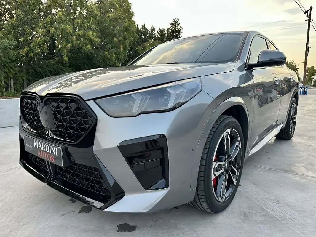 Usado BMW X2 M Sport 163 CV (119 kW) 2025 Gris SUV