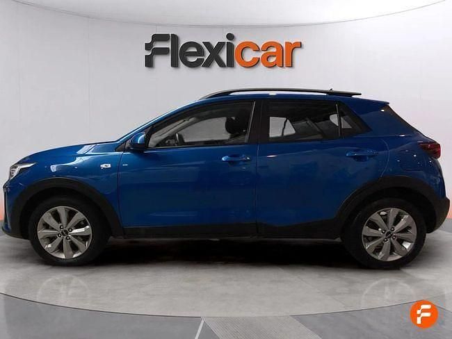 Usado Kia Stonic 100 CV (73 kW) 2022 Azul SUV