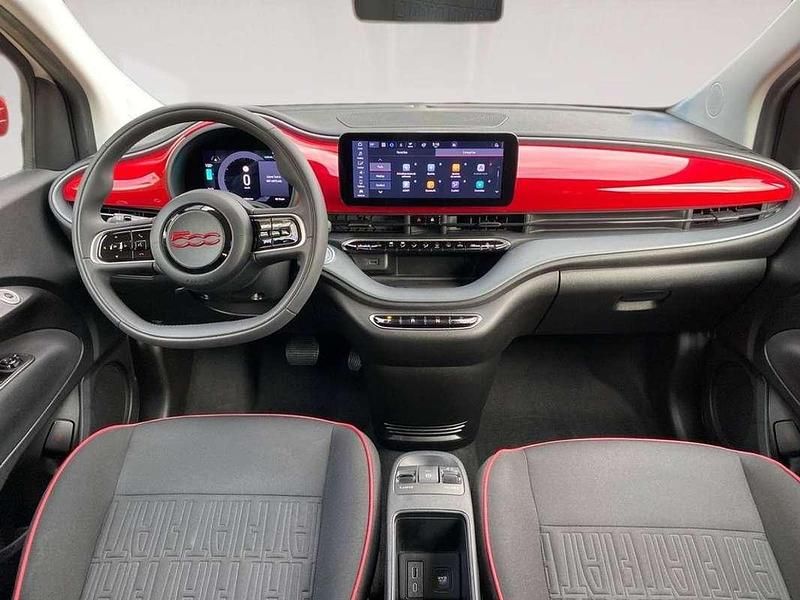 Usado Fiat 500e Red 86 kW (118 CV) 2023 Blanco Berlina