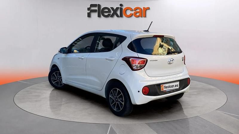 Usado Hyundai i10 87 CV (63 kW) 2017 Blanco Utilitario