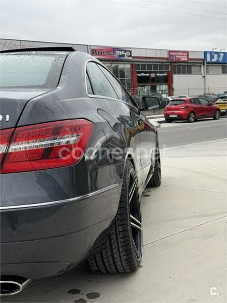 Usado Mercedes E350 Elegance 231 CV (169 kW) 2010 Gris / plata Coupe