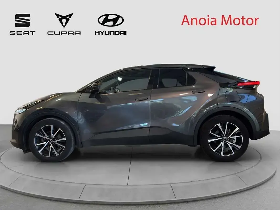 Usado Toyota C-HR Advance 140 CV (102 kW) 2024 Gris SUV