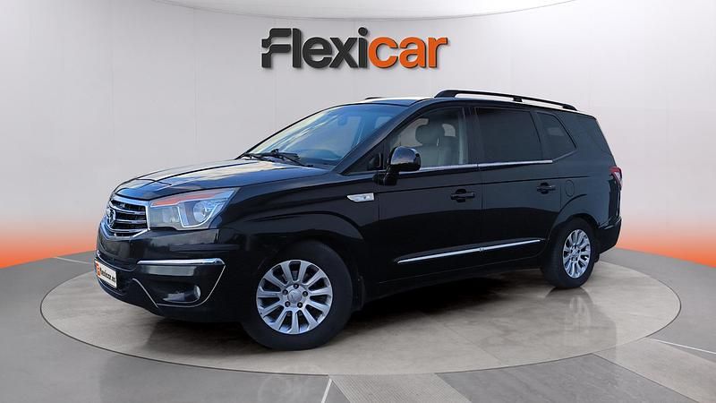 Usado Ssangyong (KGM) Rodius 155 CV (114 kW) 2015 Negro Monovolumen