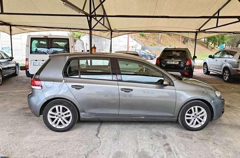 Usado VW Golf VI Advance 122 CV (89 kW) 2011 Gris / plata Utilitario