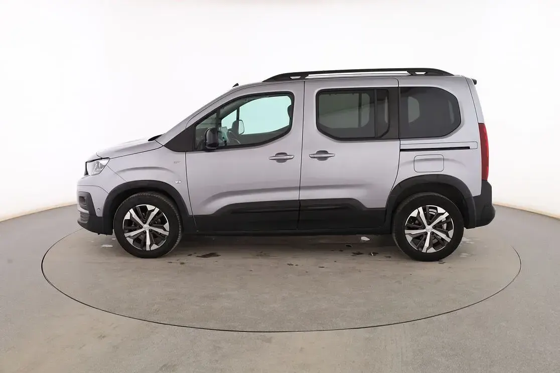 Usado Peugeot Rifter GT 102 CV (75 kW) 2021 Gris Monovolumen