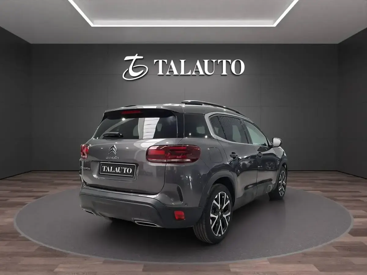 Usado Citroën C5 Aircross Shine 131 CV (96 kW) 2023 Gris SUV