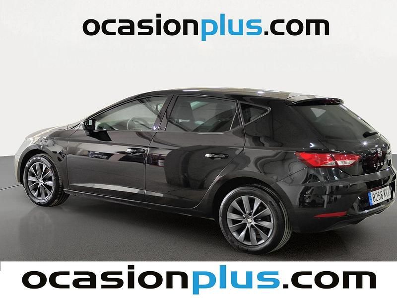 Begagnad Seat Leon Style 130 HK (95 kW) 2019 Svart Halvkombi