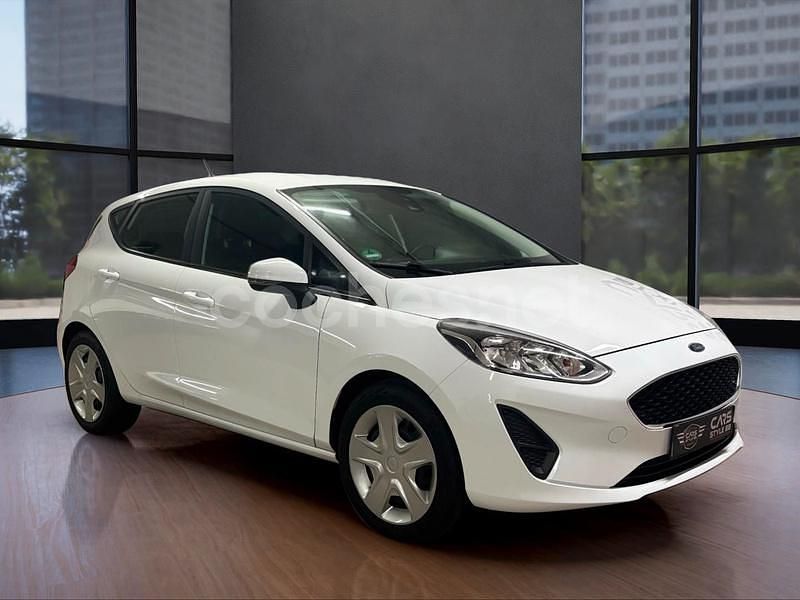 Blanco Usado 2017 Ford Fiesta ST-Line Utilitario | 9000 € (Buen precio) - Imagen 1/4