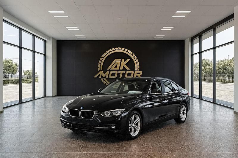Usado BMW 318 136 CV (100 kW) 2015 Negro Familiar