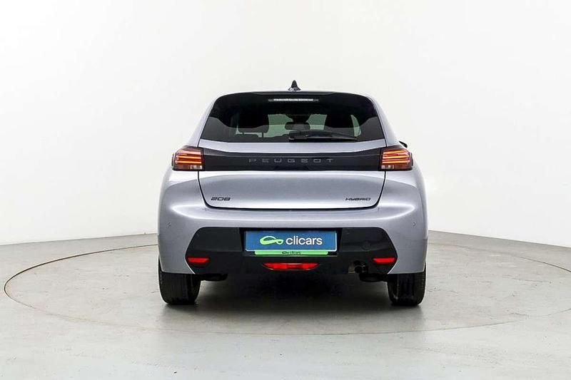 Usado Peugeot 208 Allure 101 CV (74 kW) 2025 Plateado Utilitario