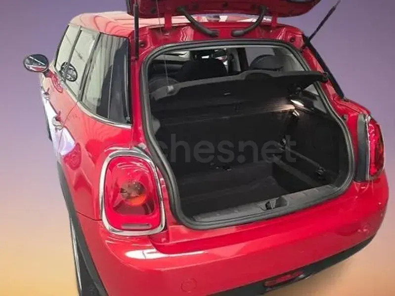 Usado Mini Cooper 136 CV (100 kW) 2017 Rojo Utilitario