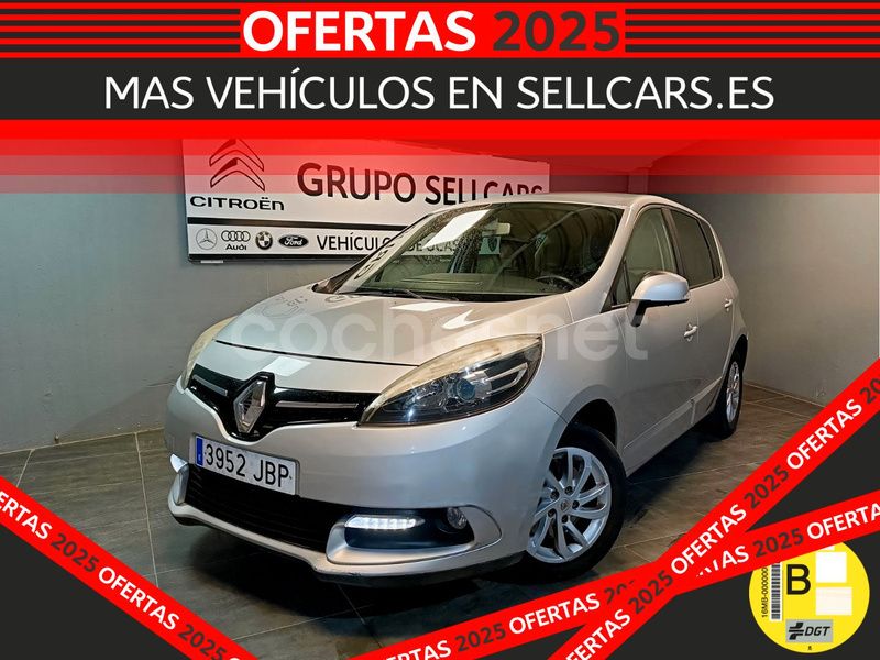 Gris / plata Usado 2014 Renault Scénic III Monovolumen | 8890 € (Precio justo) - Imagen 1/4