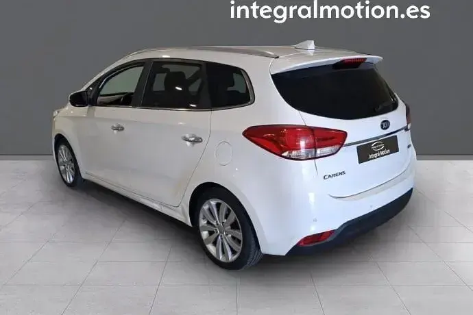 Usado Kia Carens 135 CV (99 kW) 2016 Blanco Monovolumen