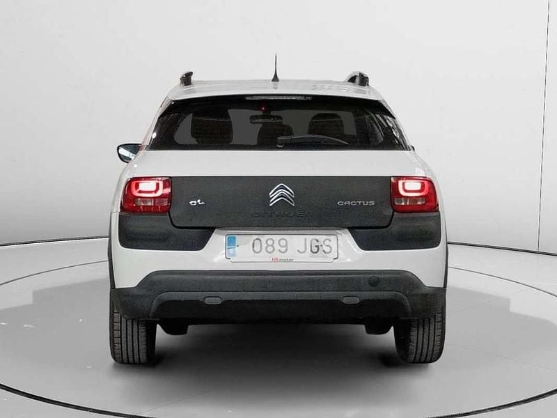 Usado Citroën C4 Cactus Feel 82 HP (60 kW) 2015 Branco Citadino