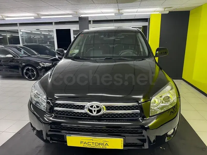 Usado Toyota RAV4 Premium 177 CV (130 kW) 2006 Negro SUV