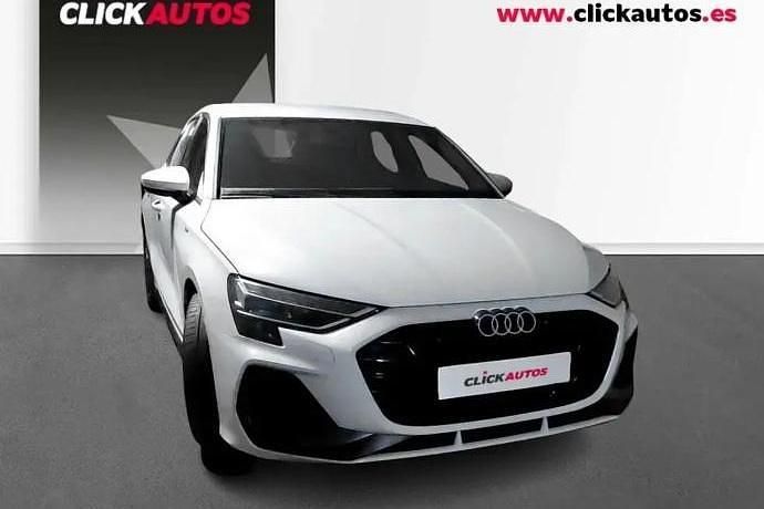 Usado Audi A3 S-Line 150 CV (110 kW) 2025 Negro