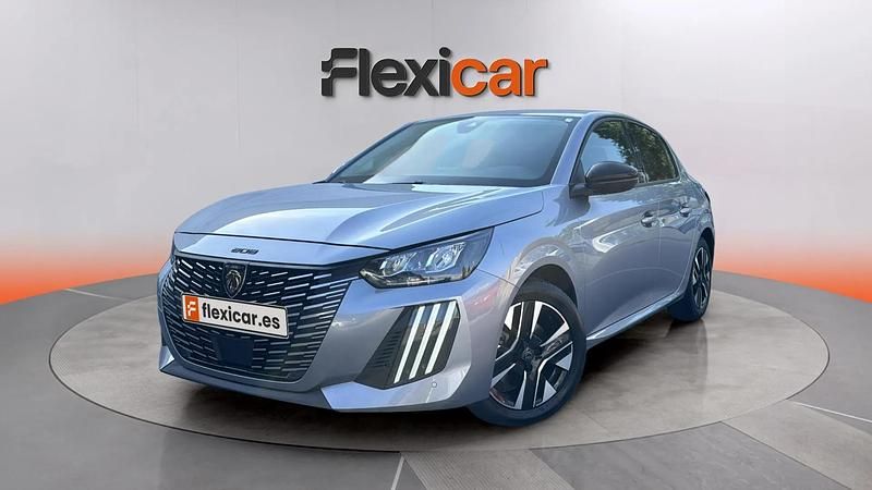 Usado Peugeot 208 Allure 101 CV (74 kW) 2025 Gris Utilitario