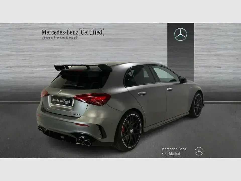 Usado Mercedes A45 AMG StreetStyle 421 CV (309 kW) 2024 Gris Utilitario