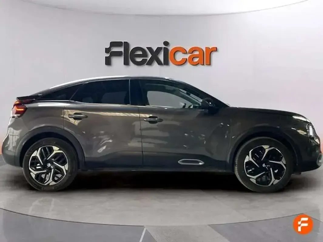Usado Citroën C4 Live 101 CV (74 kW) 2023 Gris SUV