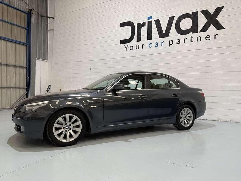 Usado BMW 523 190 CV (139 kW) 2007 Gris Berlina