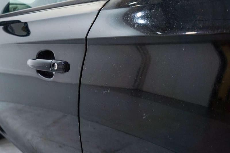 Usado Opel Corsa Expression 75 CV (55 kW) 2018 Negro Utilitario