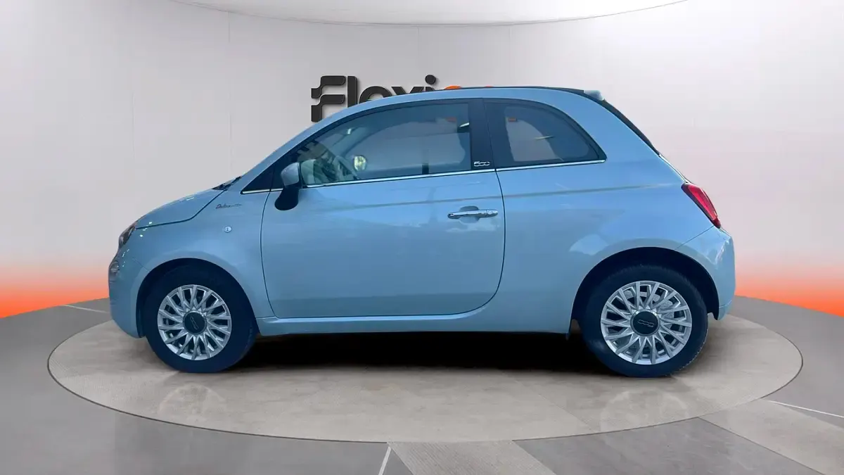 Usado Fiat 500 Club 71 CV (52 kW) 2022 Azul Descapotable
