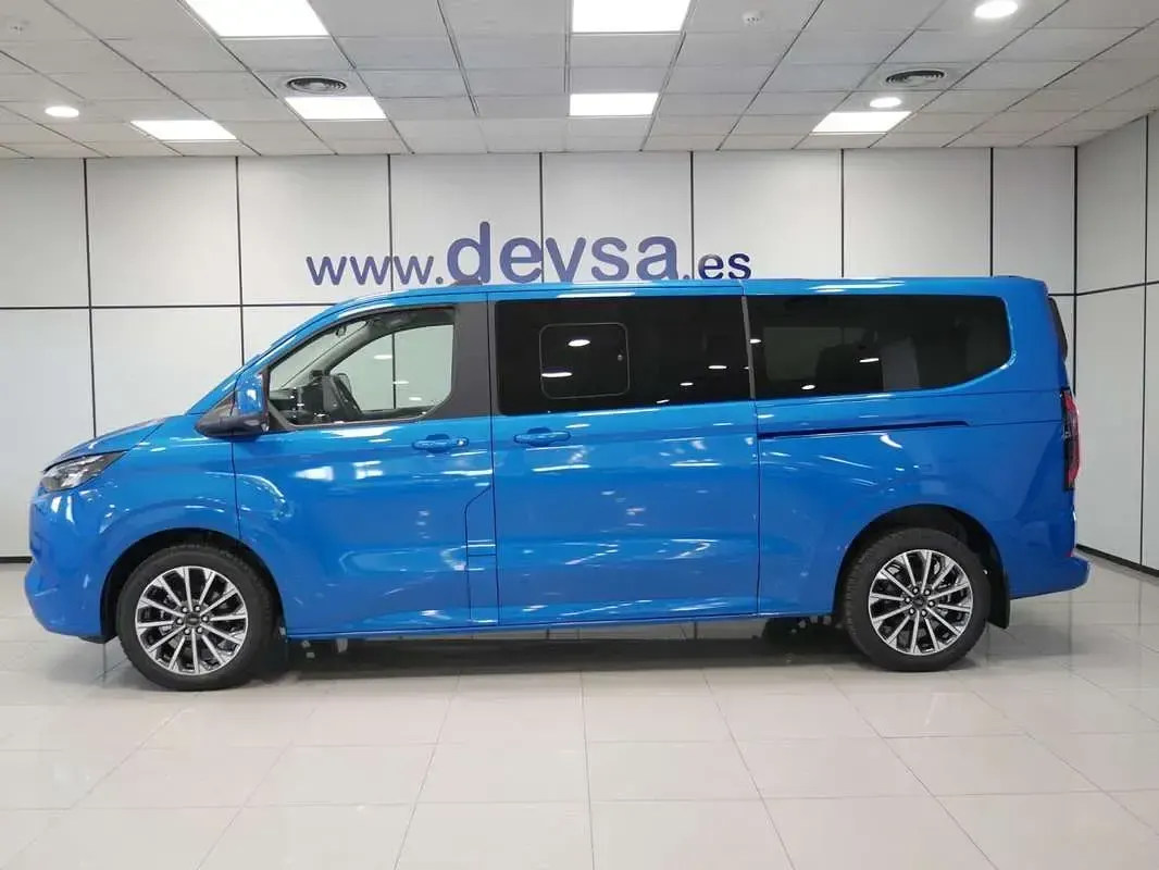 Nuevo Ford Tourneo Custom Titanium X 232 CV (170 kW) 2026 Azul Van