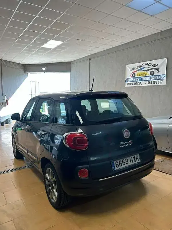 Usado Fiat 500L Lounge 84 CV (61 kW) 2014 Gris Monovolumen