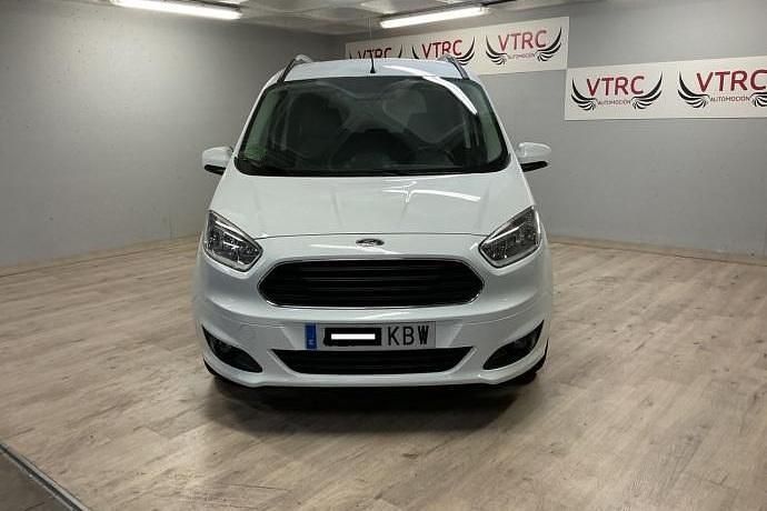 Usado Ford Tourneo Sport 101 CV (74 kW) 2017