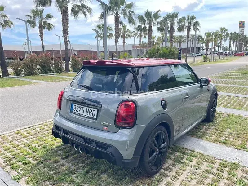 Usado Mini John Cooper Works 231 CV (169 kW) 2022 Gris / plata Utilitario