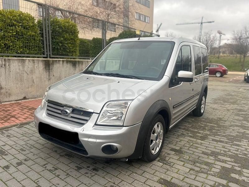 Usado Ford Tourneo Connect Titanium 95 CV (69 kW) 2014 Gris / plata Monovolumen