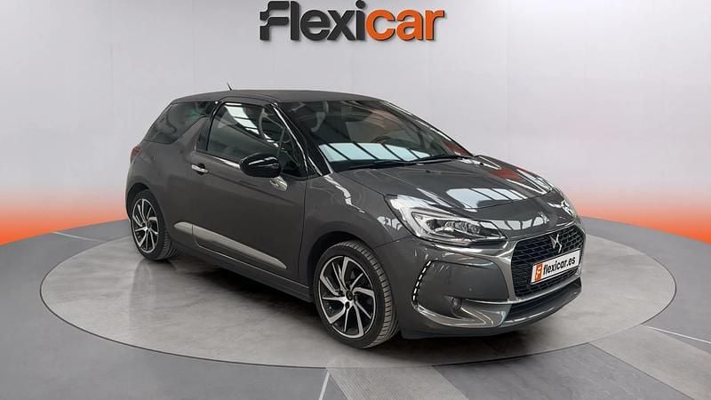 Gris Usado 2018 DS Automobiles DS3 Berlina | 11.190 € (Precio justo) - Imagen 1/4