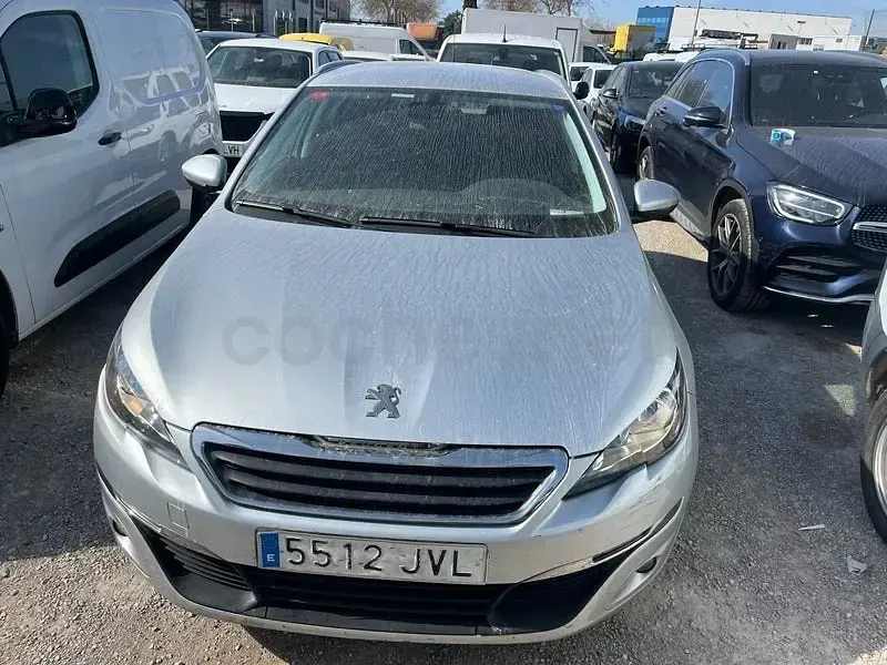 Usado Peugeot 308 SW Style 120 CV (88 kW) 2016 Gris / plata Familiar