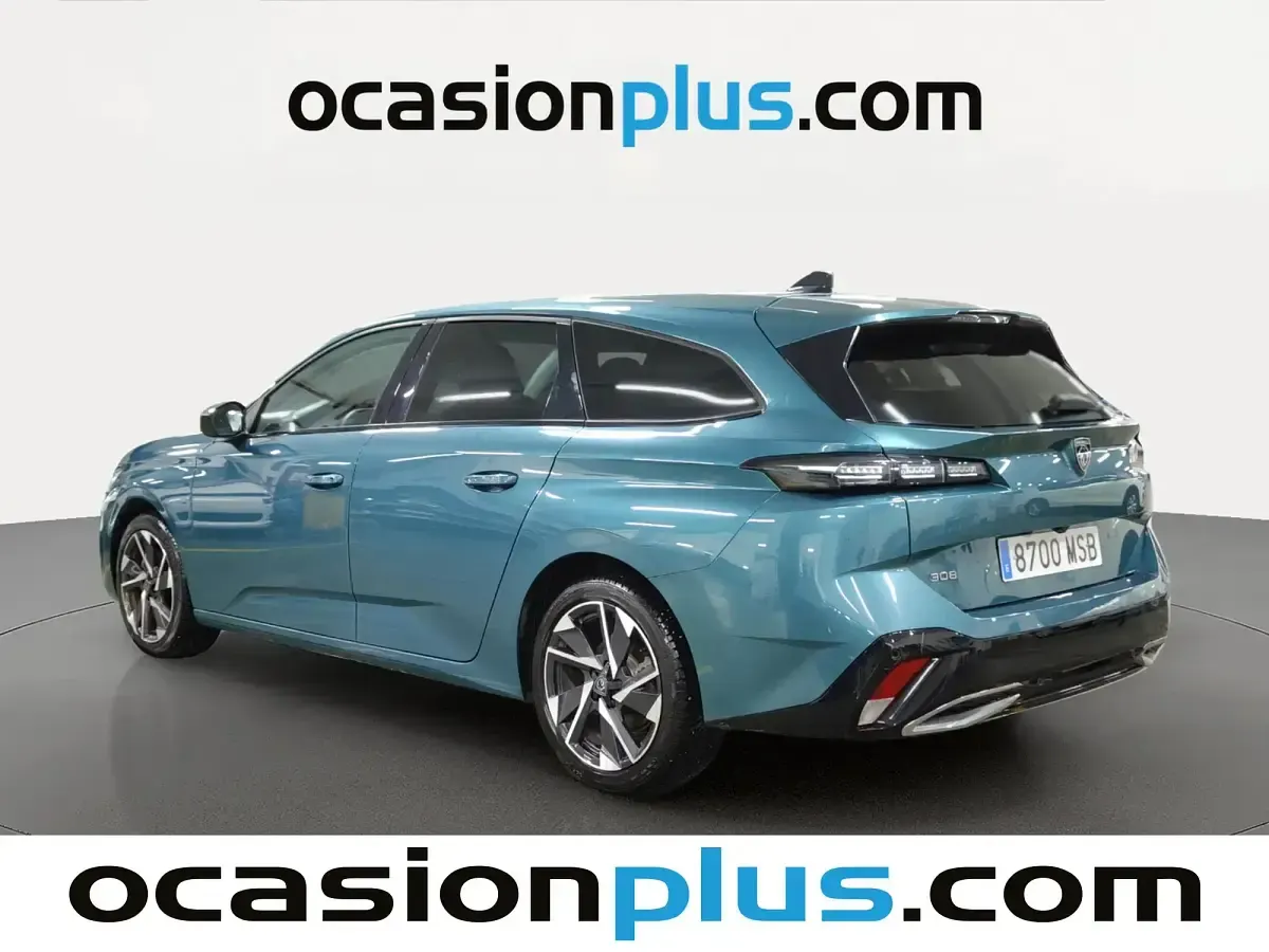 Usado Peugeot 308 Allure 130 CV (95 kW) 2024 Azul Familiar