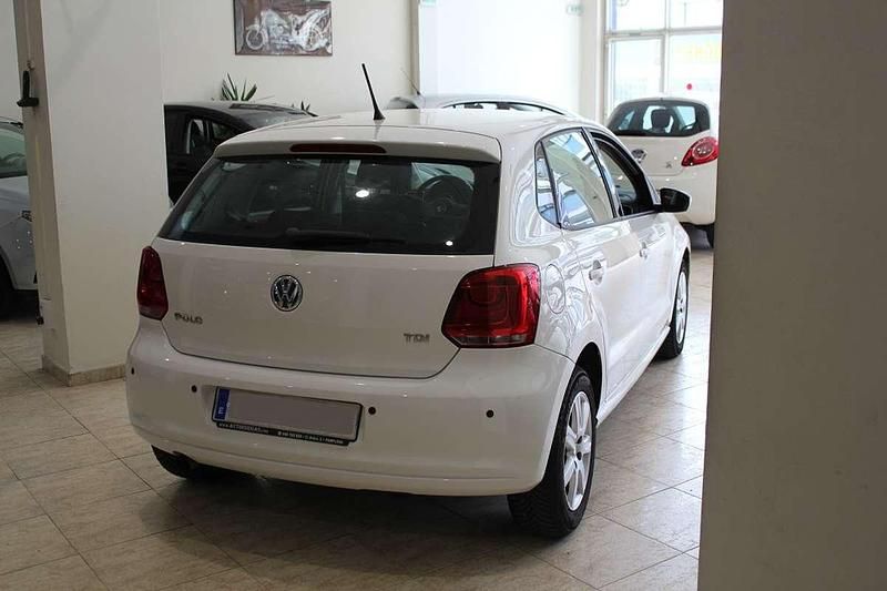 Usado VW Polo Advance 90 CV (66 kW) 2012 Blanco Utilitario